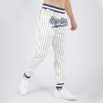 white_0696
